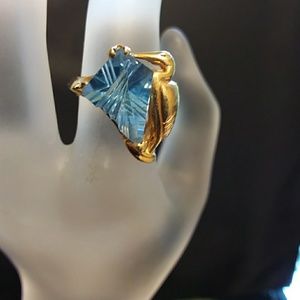 14k Gold With Lazor Cut Blue Topaz